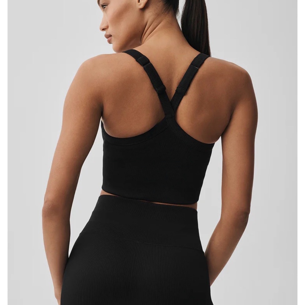 Alo Seamless Ribbed Favorite Bra Tank Black Size Medium - Picture 2 of 8